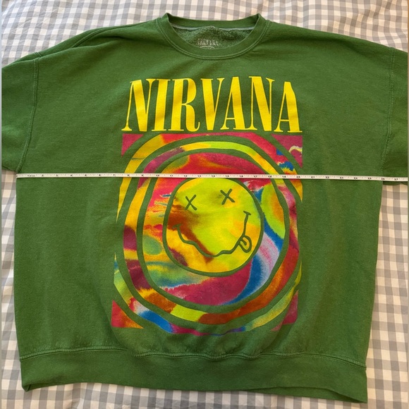 Urban Outfitters Nirvana oversized smiley Sweatshirt - Picture 5 of 6